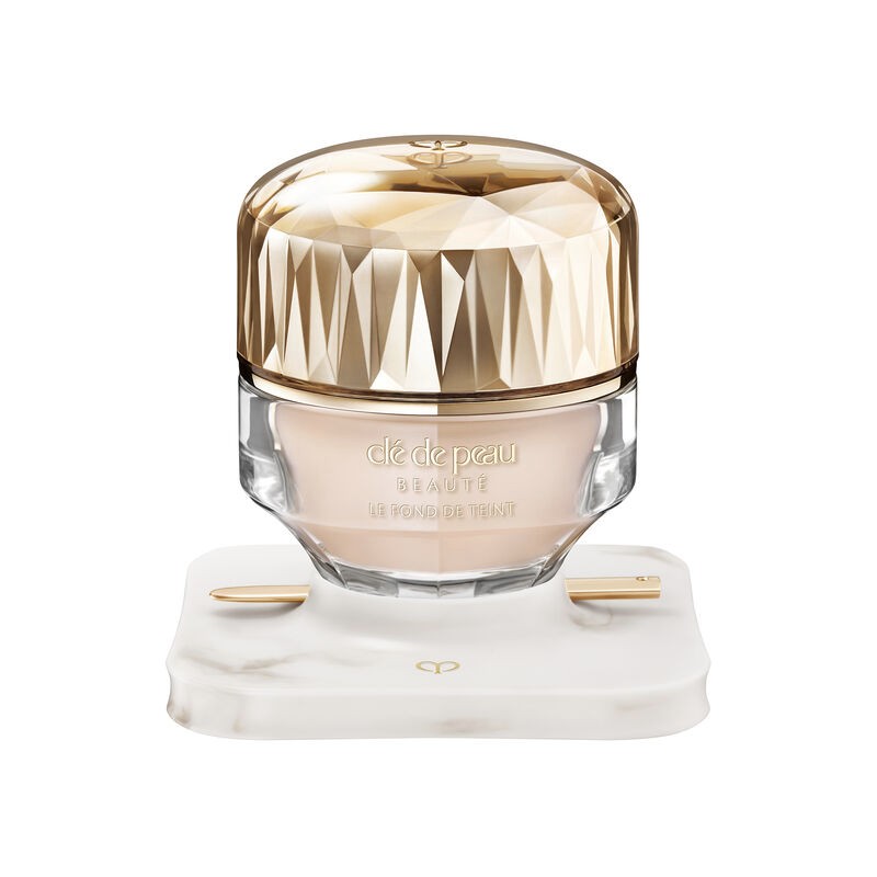 Clé de Peau Beautè The Foundation