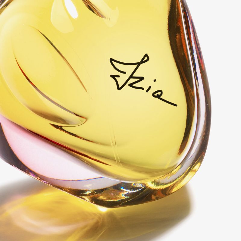 Sisley Izia